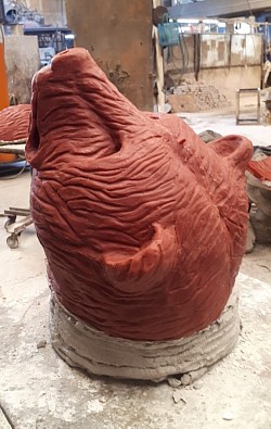Maderiana escultura oso