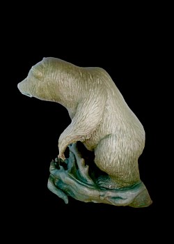 Maderiana escultura oso