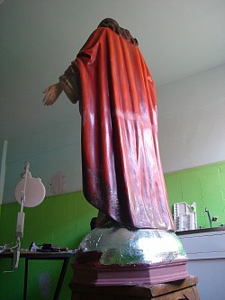 Maderiana restauración integra Sagrado Corazón de Jesús