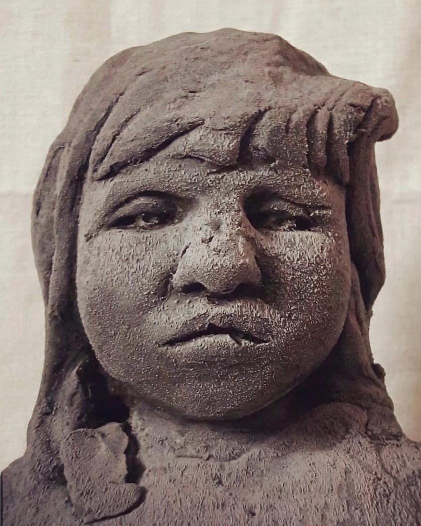 Infancia de Entraña Social (detalle) 1er. Lugar en Escultura, Concurso Internacional, Galería Gisel Durán. Argentina